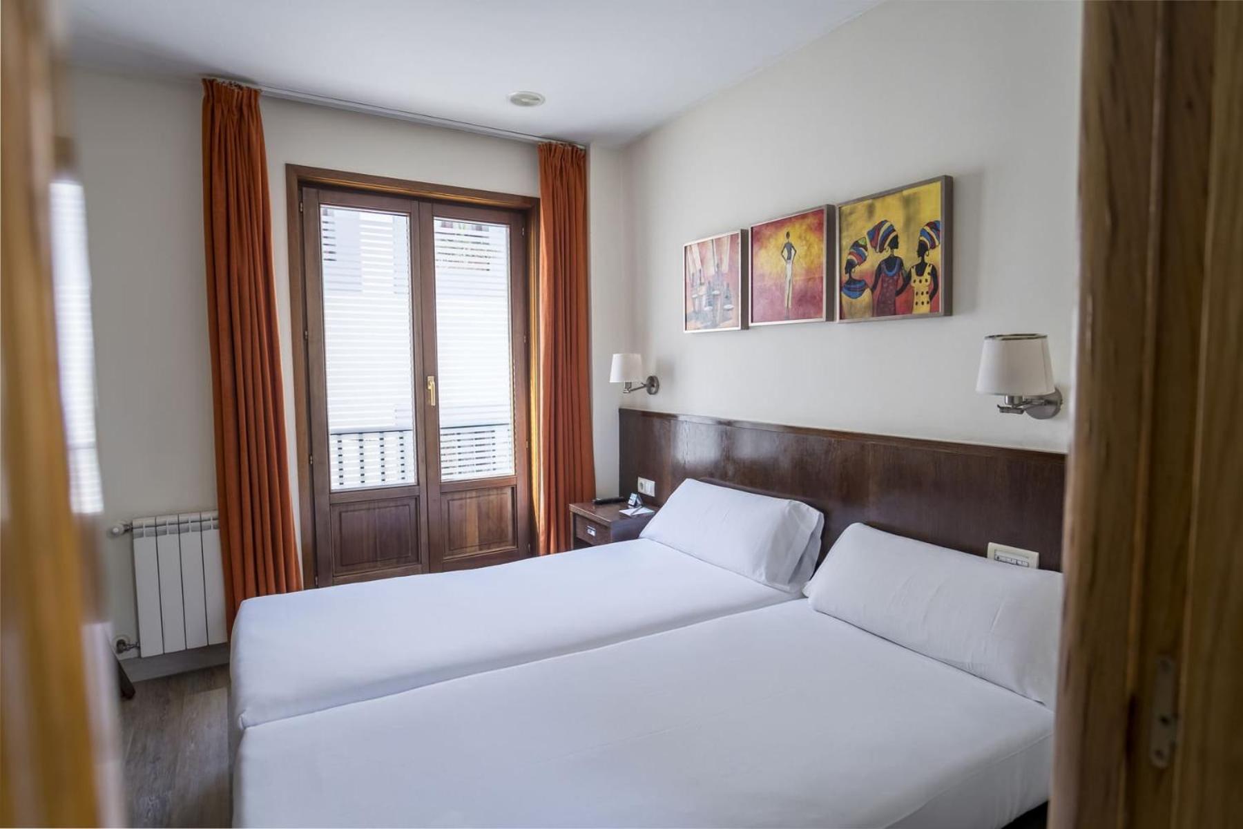 Hotel Alda Algalia Santiago de Compostela Exterior photo